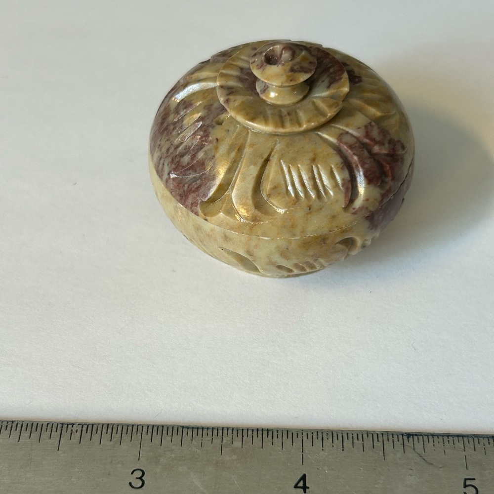 Vintage Hand Carved Stone Trinket Box Floral Soapstone Marble India